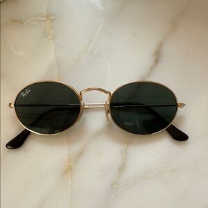 Ray-Ban Gold Frame Sunglasses with Dark Green Lenses